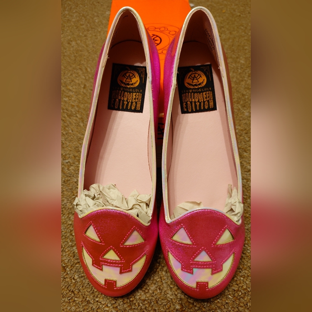 Strange Cult Lydia Flats Pumpkin Jack-o'-lantern Slip On Woman's Size 10M Pink